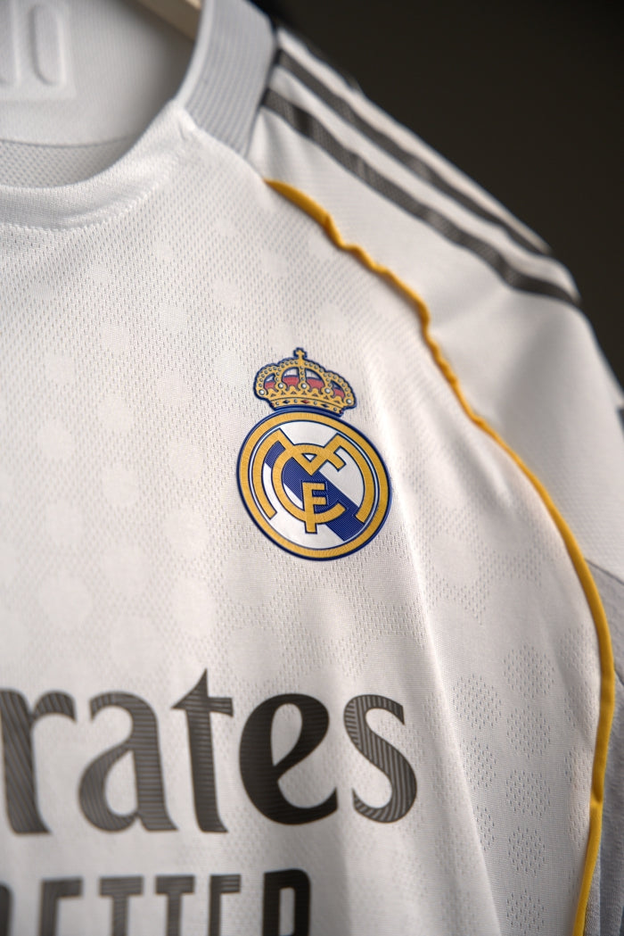 Real madrid 25/26 - home player version (bellingham)