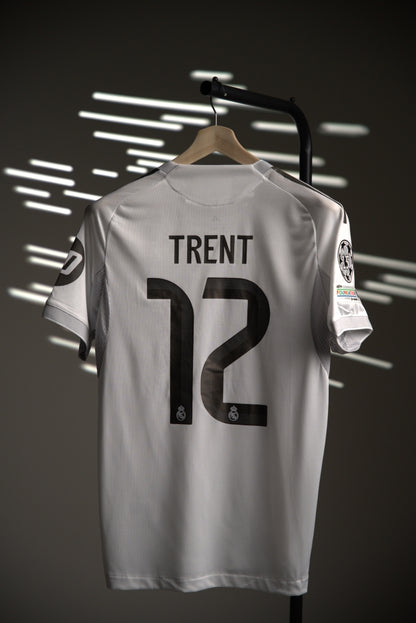 Real madrid  25/26 - home player version (trent)