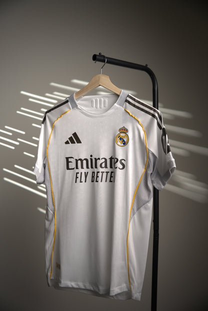 Real madrid  25/26 - home player version (bellingham)
